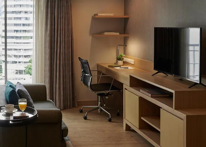 Hotel Shama Lakeview Asoke 4*