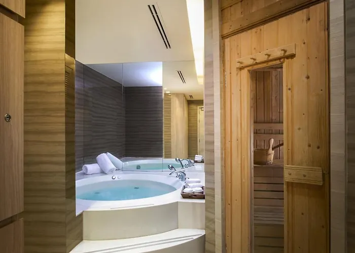 Hotel Shama Lakeview Asoke