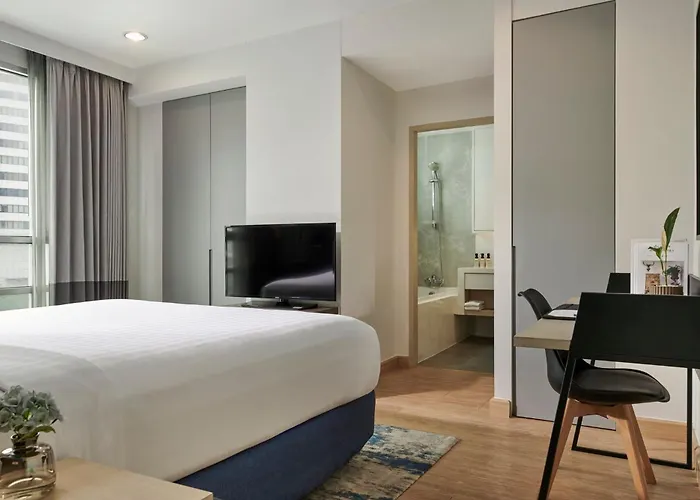 Shama Lakeview Asoke 4*
